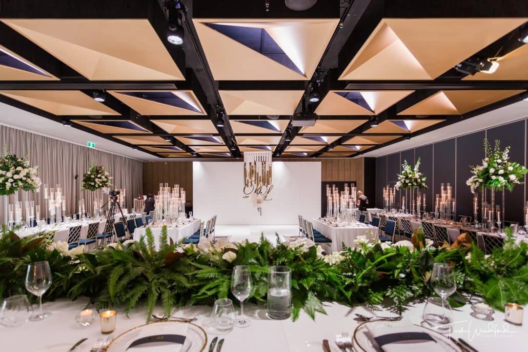 For modern weddings, we recommend Beaumonde